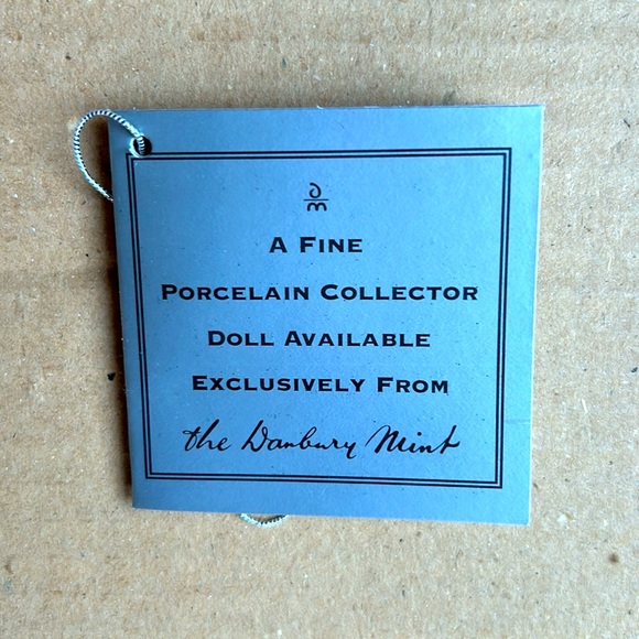 Danbury Mint. Vintage Shirley Temple Movie Classics. “Dimples”. New in box. - Picture 7 of 10